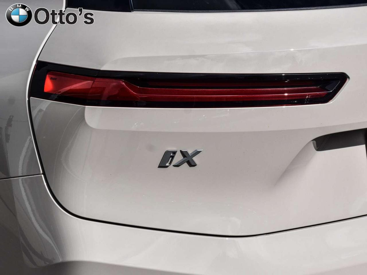 2026 BMW iX xDrive45 Photo