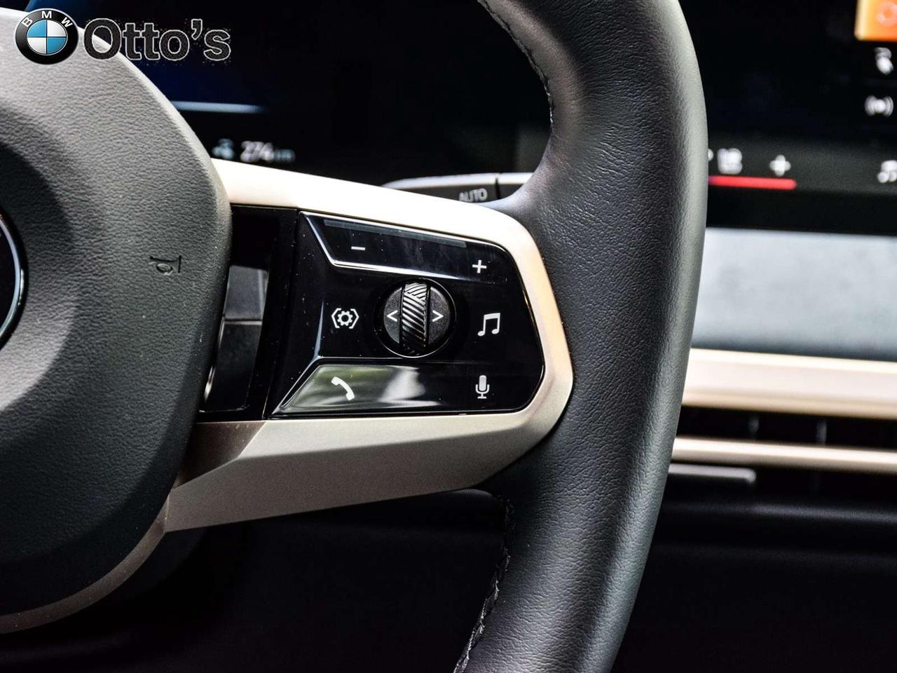 2026 BMW iX xDrive45 Photo