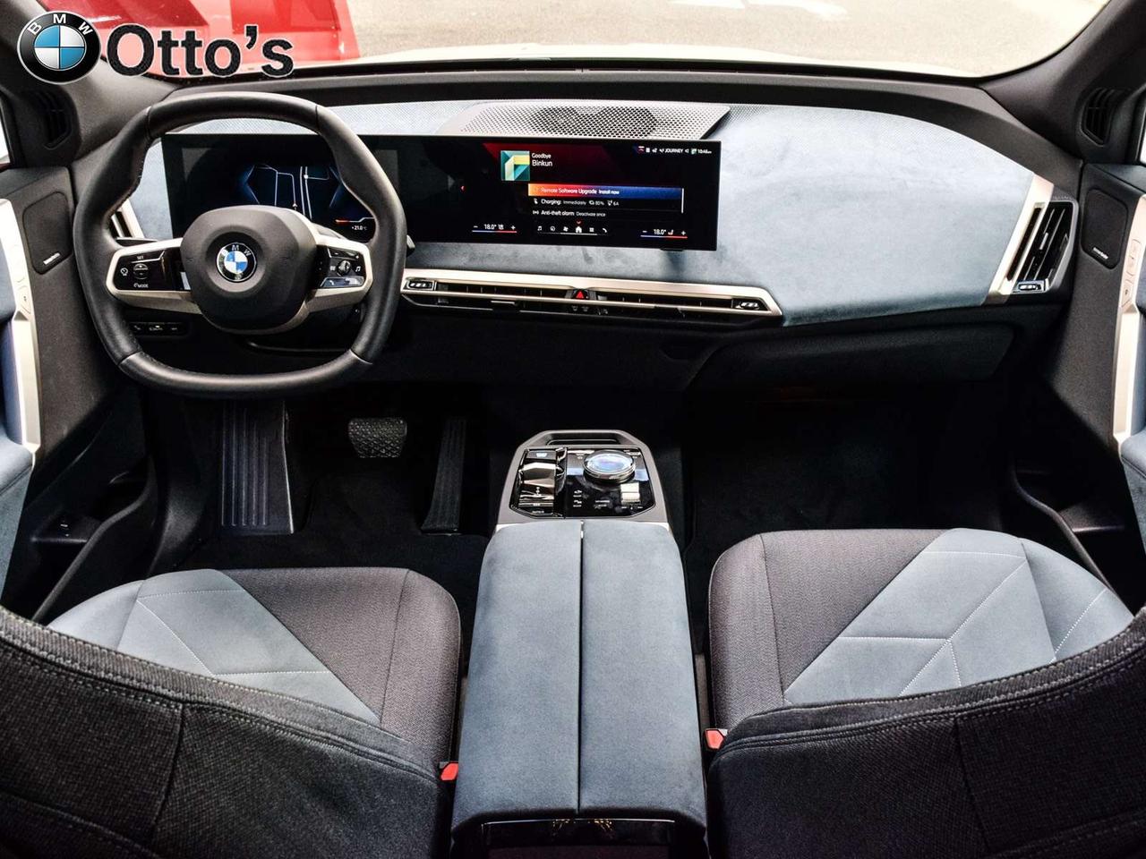 2026 BMW iX xDrive45 Photo