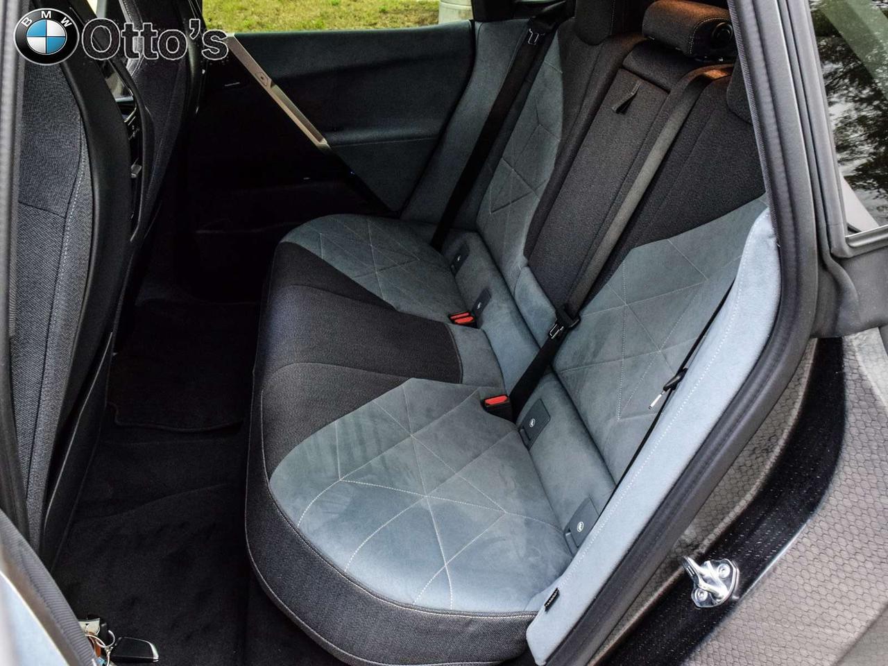 2026 BMW iX xDrive45 Photo
