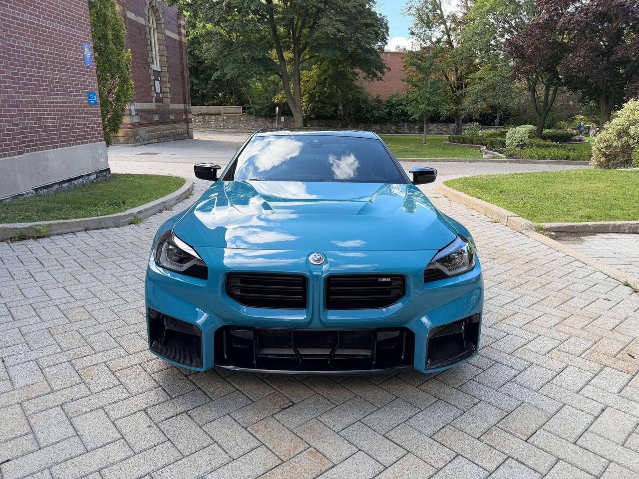 2023 BMW M2  Photo