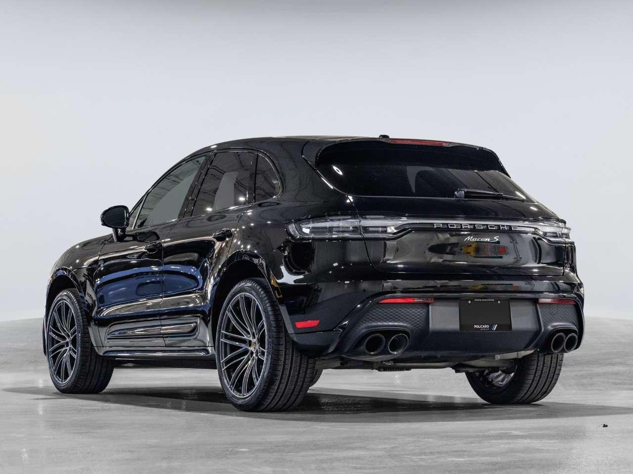 2025 Porsche Macan S AWD Photo