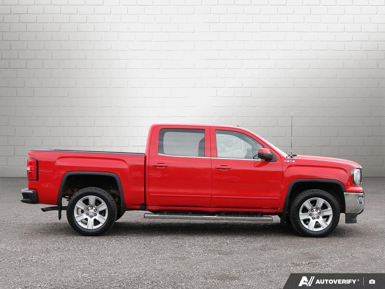 2017 GMC Sierra 1500 4WD Crew Cab Short Box SLE Photo