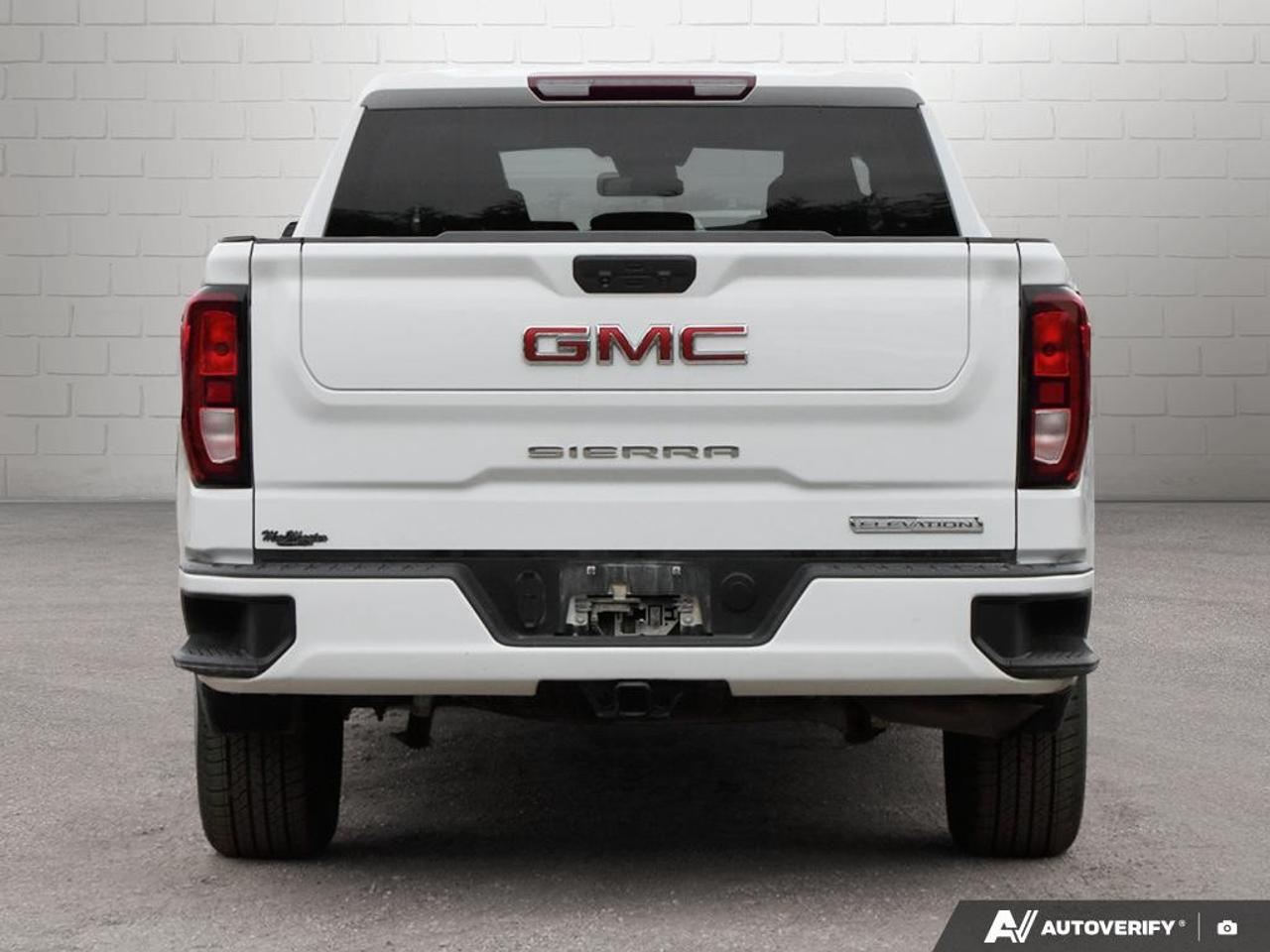 2022 GMC Sierra 1500 Crew Cab Short Box 4-Wheel Drive Elevation Photo3