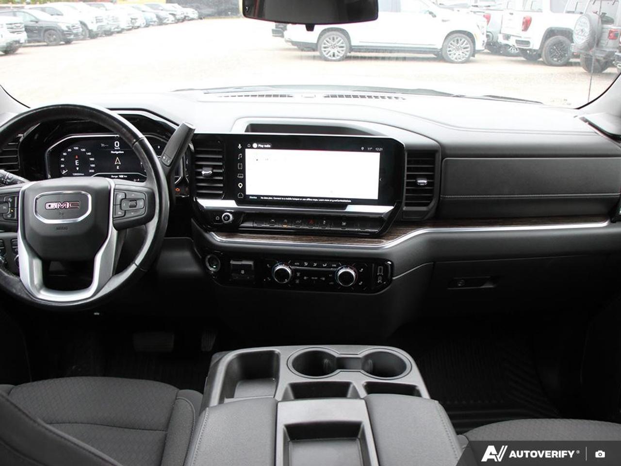 2022 GMC Sierra 1500 Crew Cab Short Box 4-Wheel Drive Elevation Photo