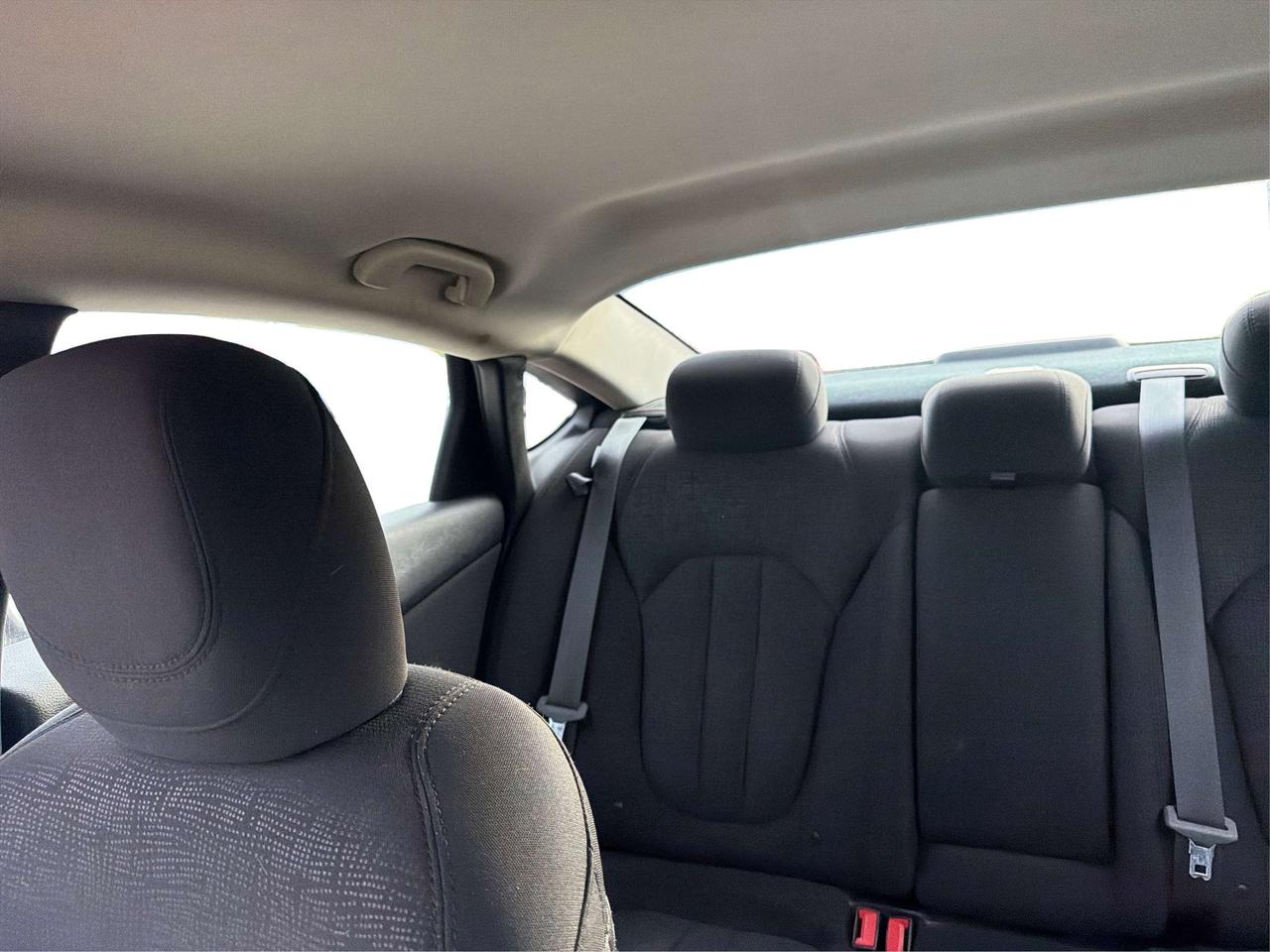 2016 Chrysler 200 Limited NAV LEATHER/HEATED SEATS FINANCE READY! Photo