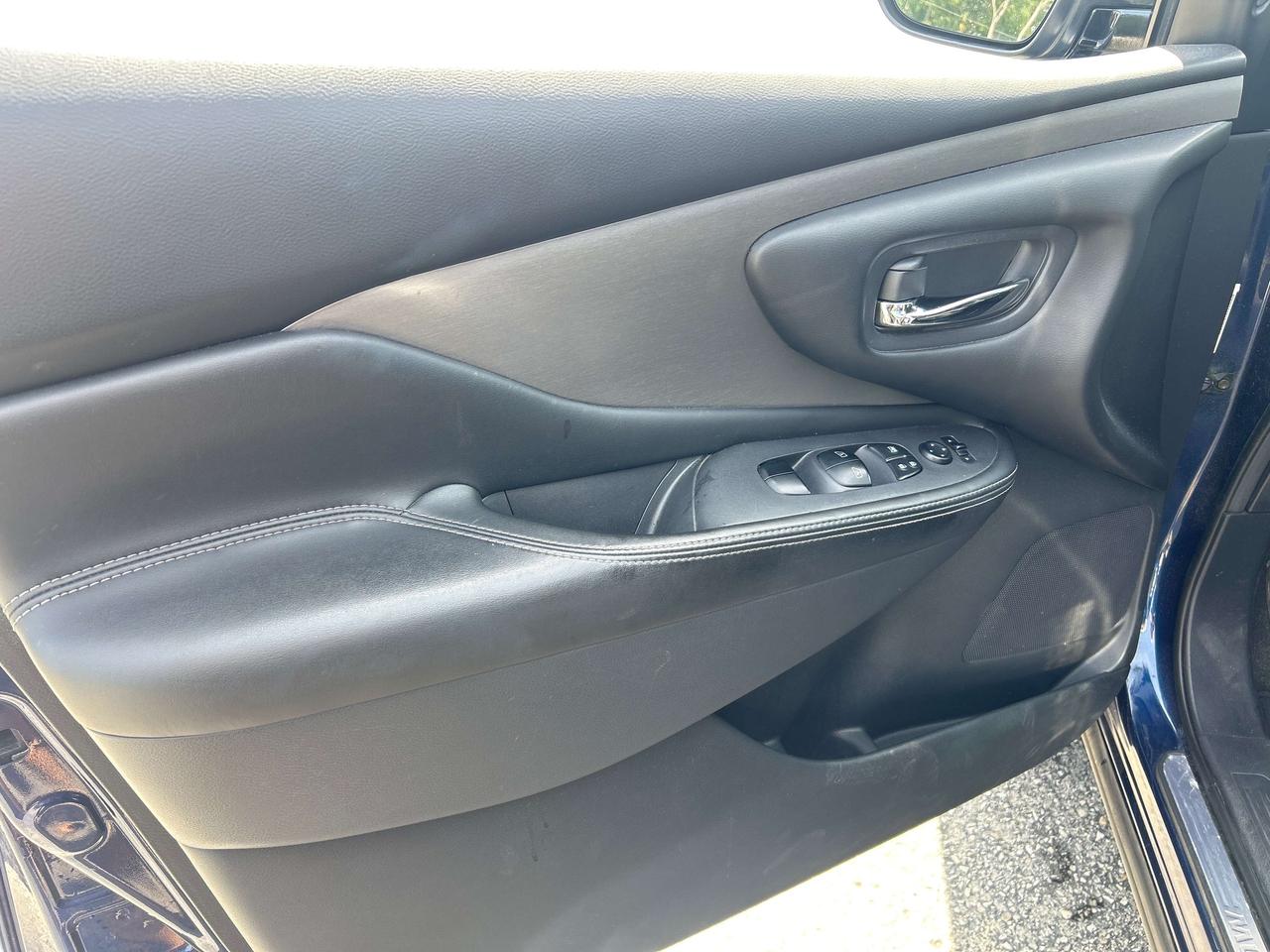2019 Nissan Murano SV Photo