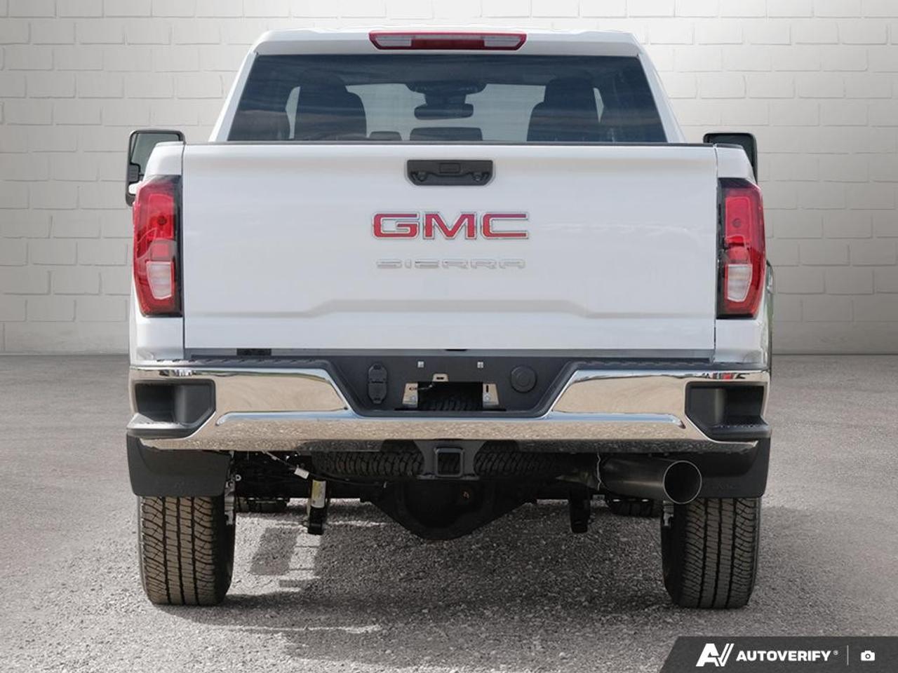 2026 GMC SIERRA 2500HD Double Cab Standard Box 4-Wheel Drive Pro Photo
