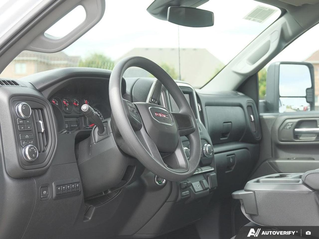 2026 GMC SIERRA 2500HD Double Cab Standard Box 4-Wheel Drive Pro Photo
