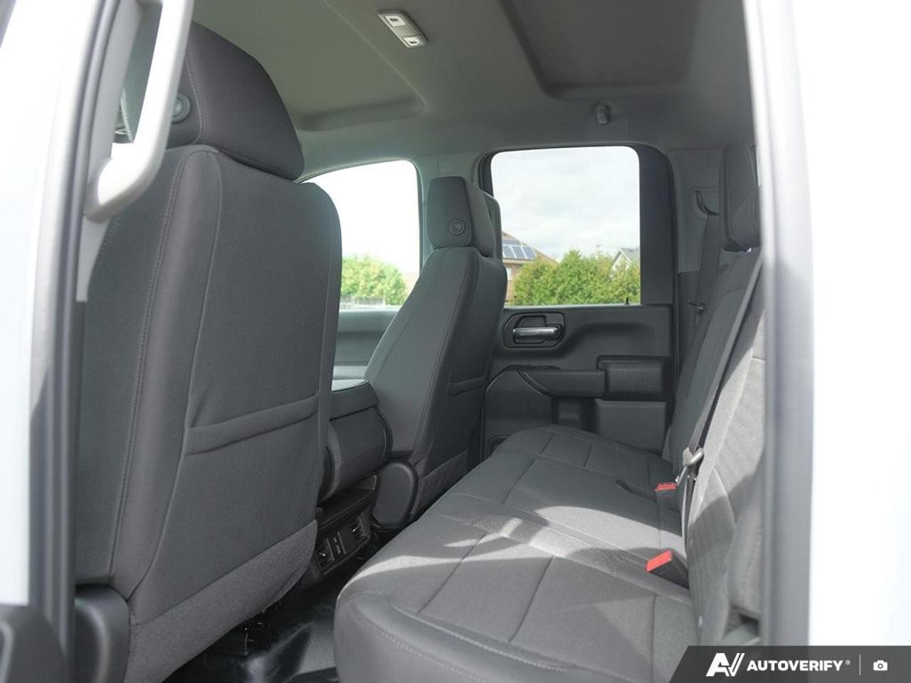 2026 GMC SIERRA 2500HD Double Cab Standard Box 4-Wheel Drive Pro Photo