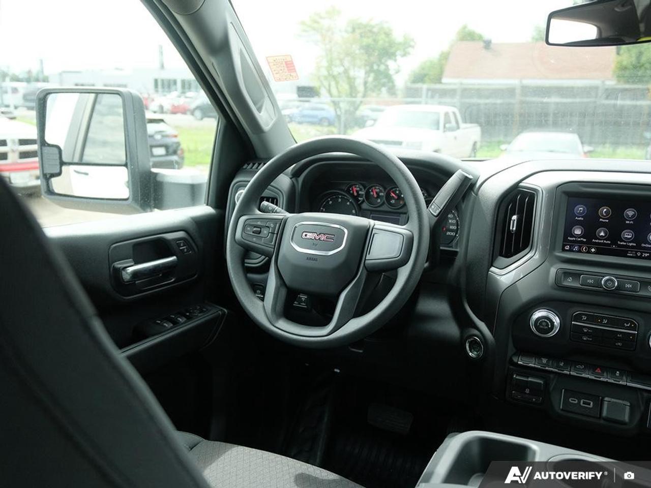 2026 GMC SIERRA 2500HD Double Cab Standard Box 4-Wheel Drive Pro Photo
