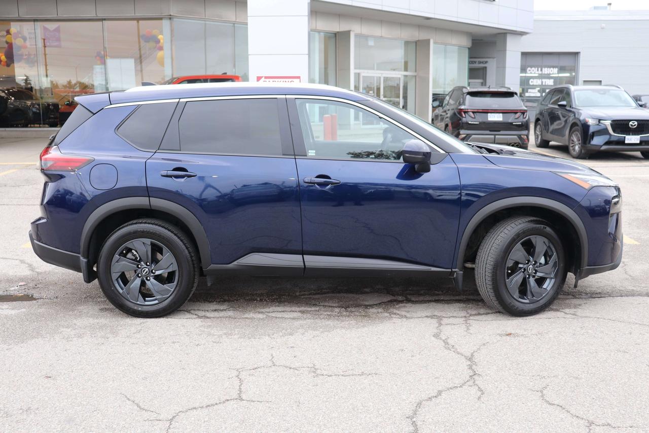 2026 Nissan Rogue SV Moonroof No Accidents Low Mileage Remote Start Photo