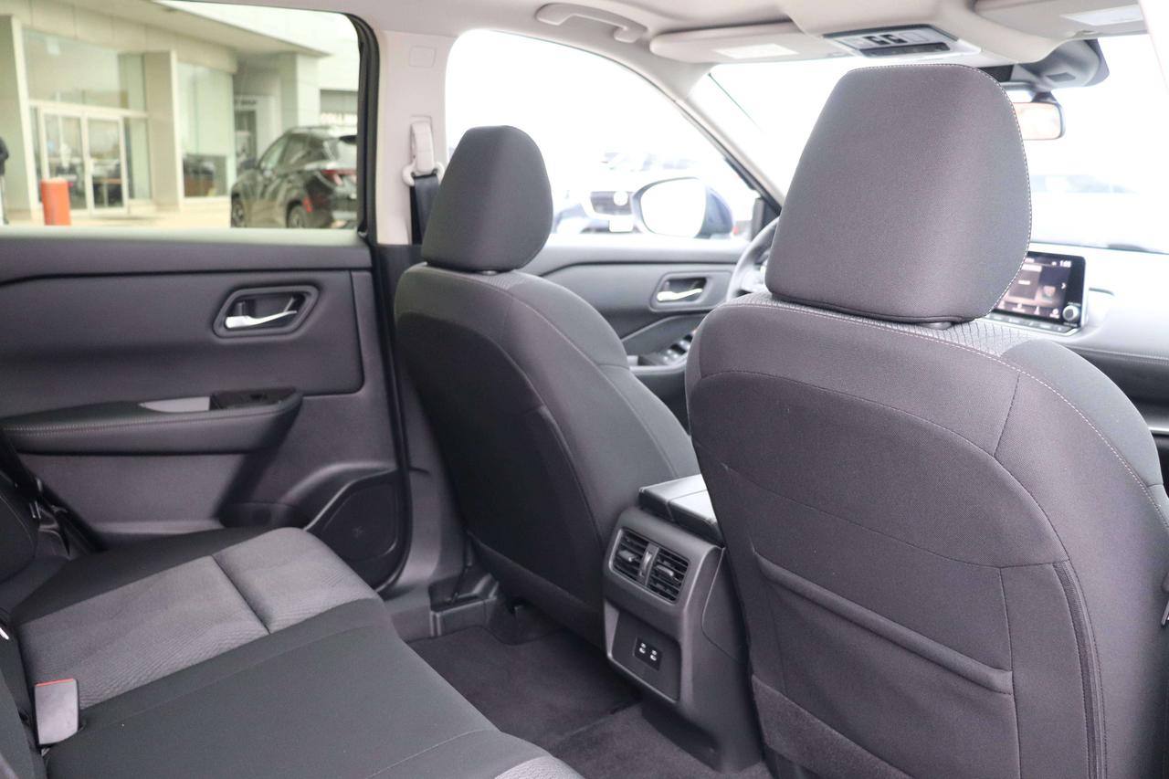 2026 Nissan Rogue SV Moonroof No Accidents Low Mileage Remote Start Photo