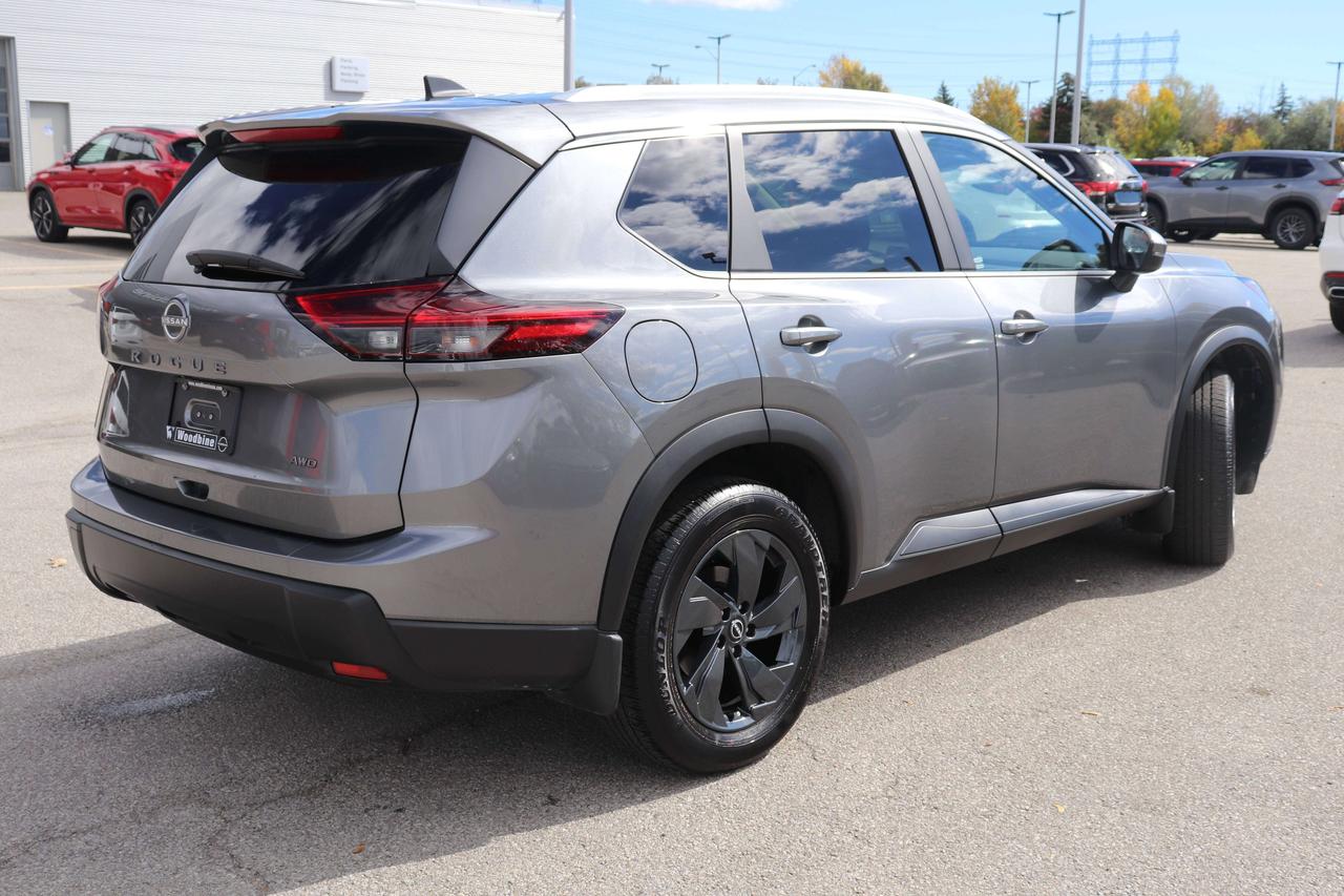 2026 Nissan Rogue SV Moonroof No Accidents Low Mileage Remote Start Photo