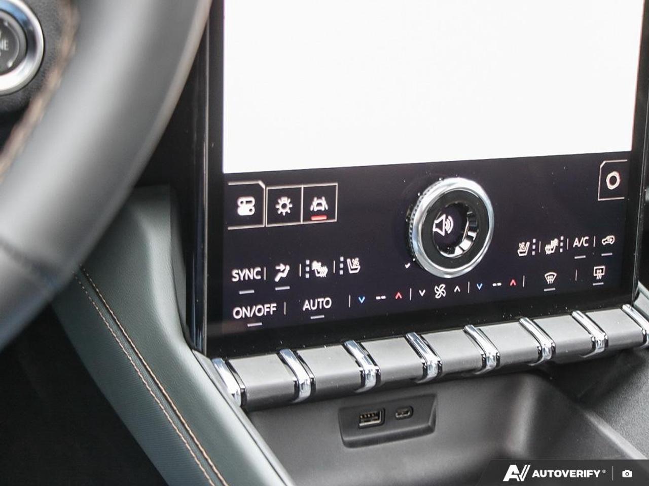 2027 GMC Terrain AWD AT4 Photo