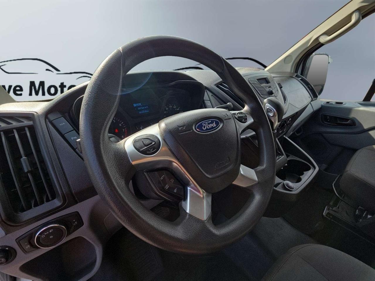 2019 Ford Transit T-250 148 Low Rf 9000 GVWR Swing-Out RH Dr * VERY LOW KM / CAMERA Photo