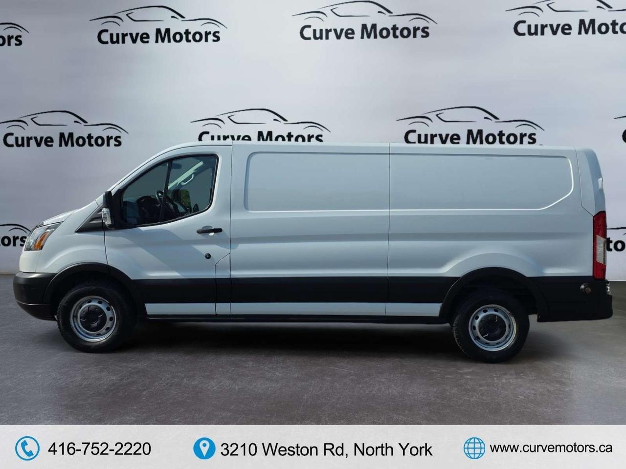 2019 Ford Transit T-250 148 Low Rf 9000 GVWR Swing-Out RH Dr * VERY LOW KM / CAMERA Photo
