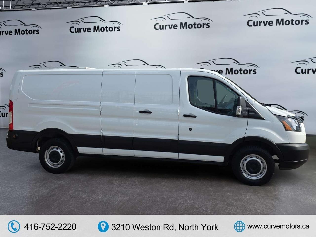 2019 Ford Transit T-250 148 Low Rf 9000 GVWR Swing-Out RH Dr * VERY LOW KM / CAMERA Photo