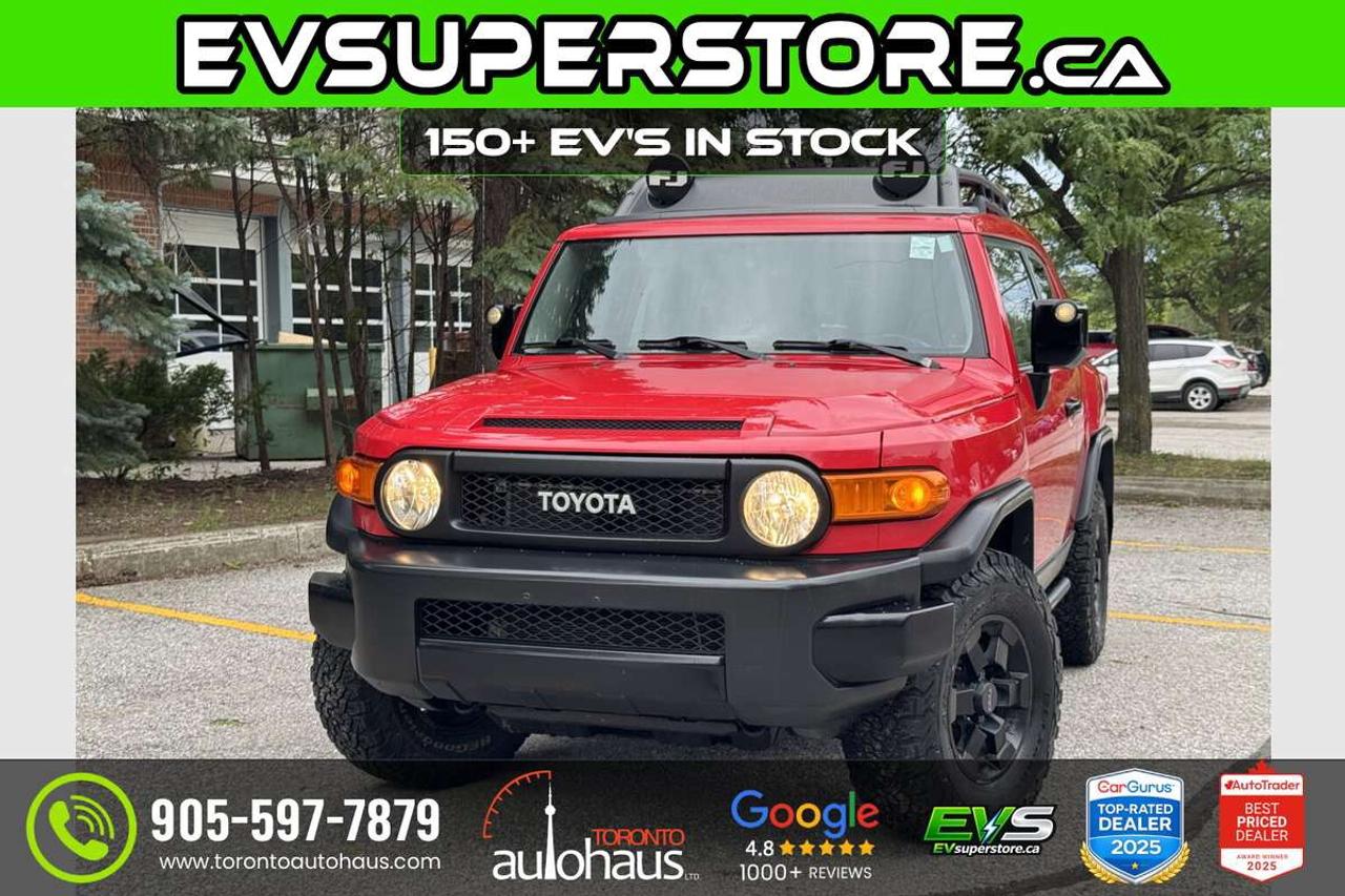 2012 Toyota FJ Cruiser Trail Teams Special Edition/6 Speed/No Claims Photo0