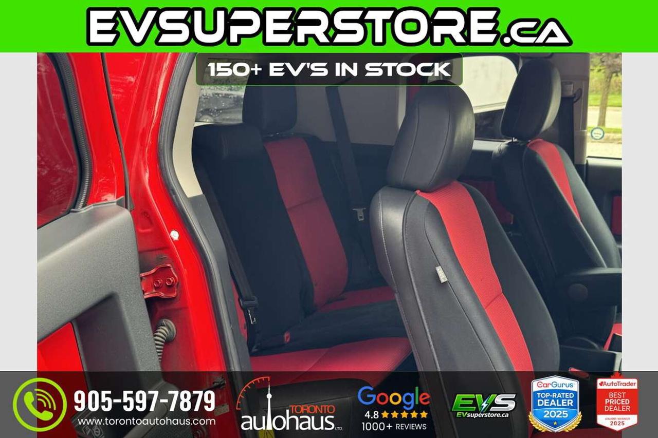 2012 Toyota FJ Cruiser Trail Teams Special Edition/6 Speed/No Claims Photo