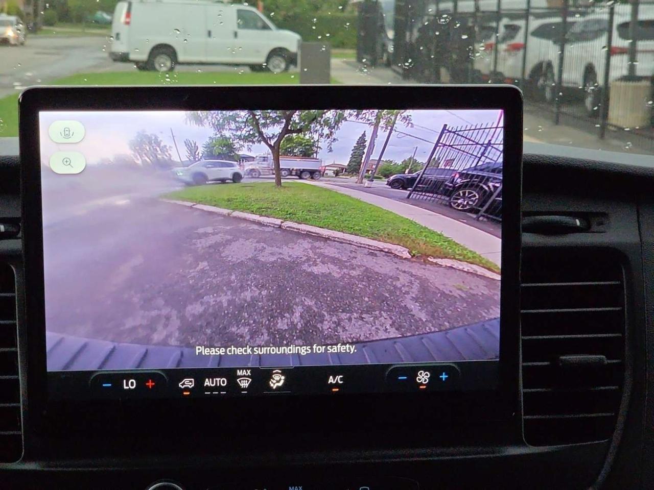 2023 Ford Transit T-150 148 Low Rf 8670 GVWR * CARPLAY / ANDROID AUTO / BACKUP CAMERA Photo