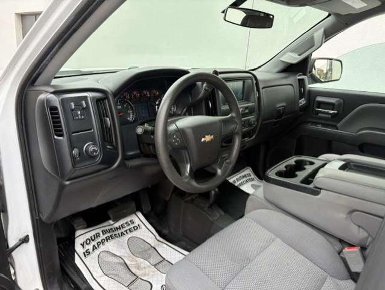2018 Chevrolet Silverado 1500 4X4 V8 CAMERA-TONNEAU-1 OWNER-NO ACCIDENTS Photo