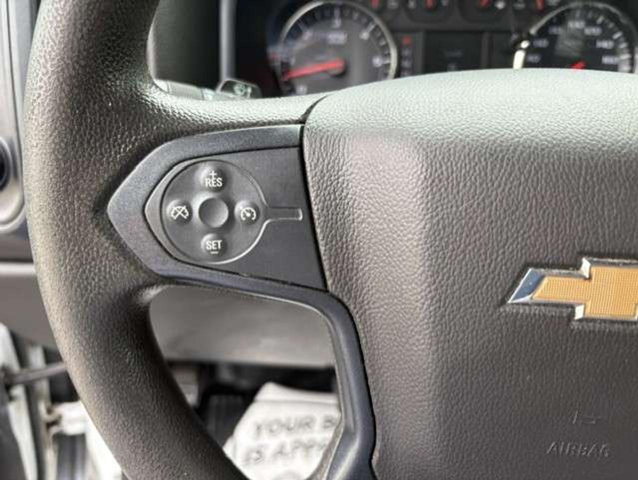 2018 Chevrolet Silverado 1500 4X4 V8 CAMERA-TONNEAU-1 OWNER-NO ACCIDENTS Photo