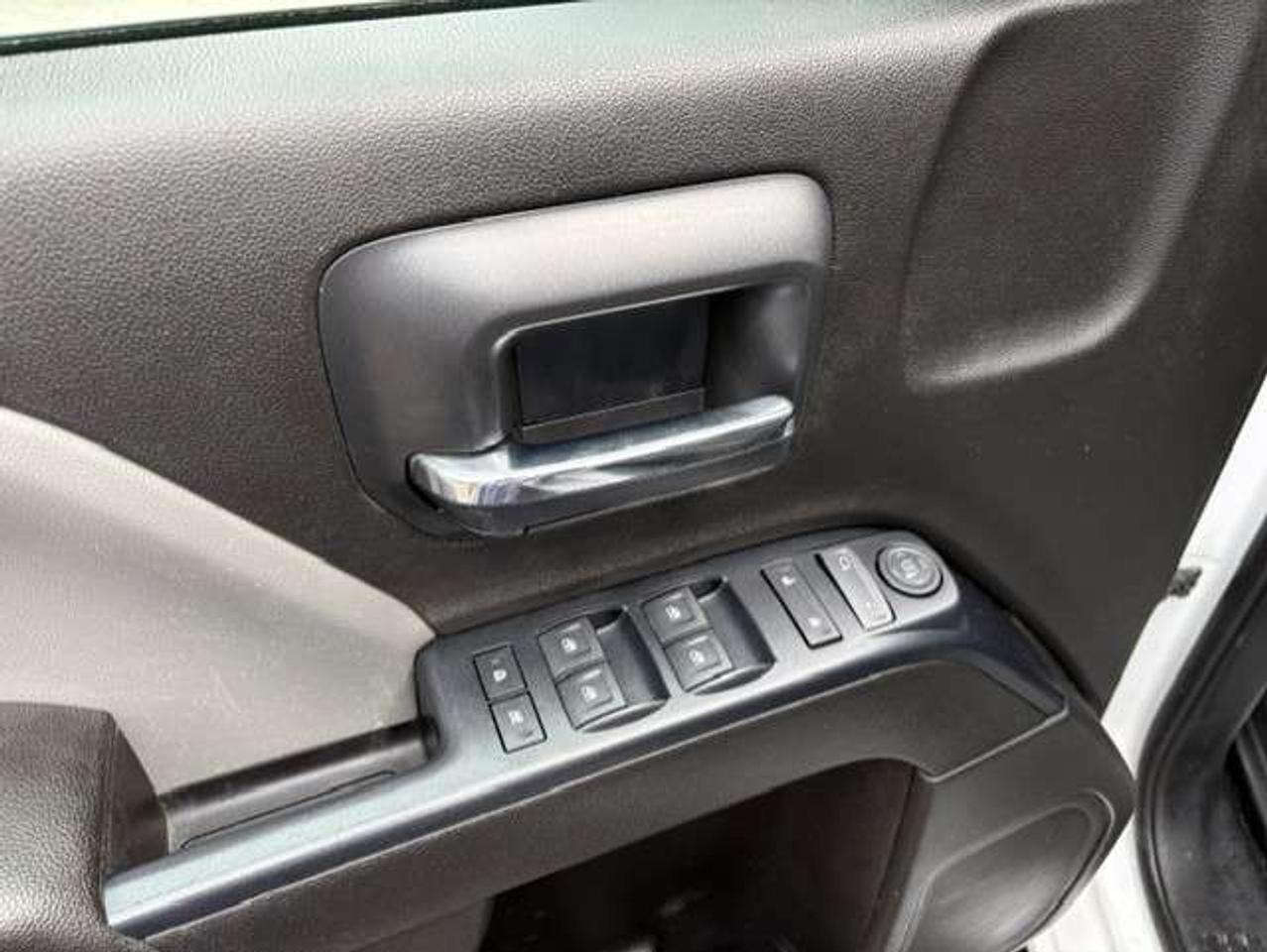 2018 Chevrolet Silverado 1500 4X4 V8 CAMERA-TONNEAU-1 OWNER-NO ACCIDENTS Photo
