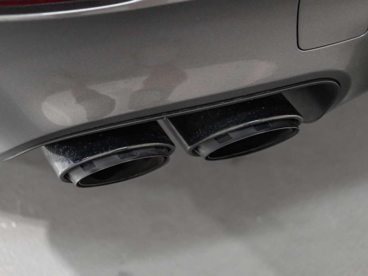 2022 Porsche Cayenne GTS AWD Photo