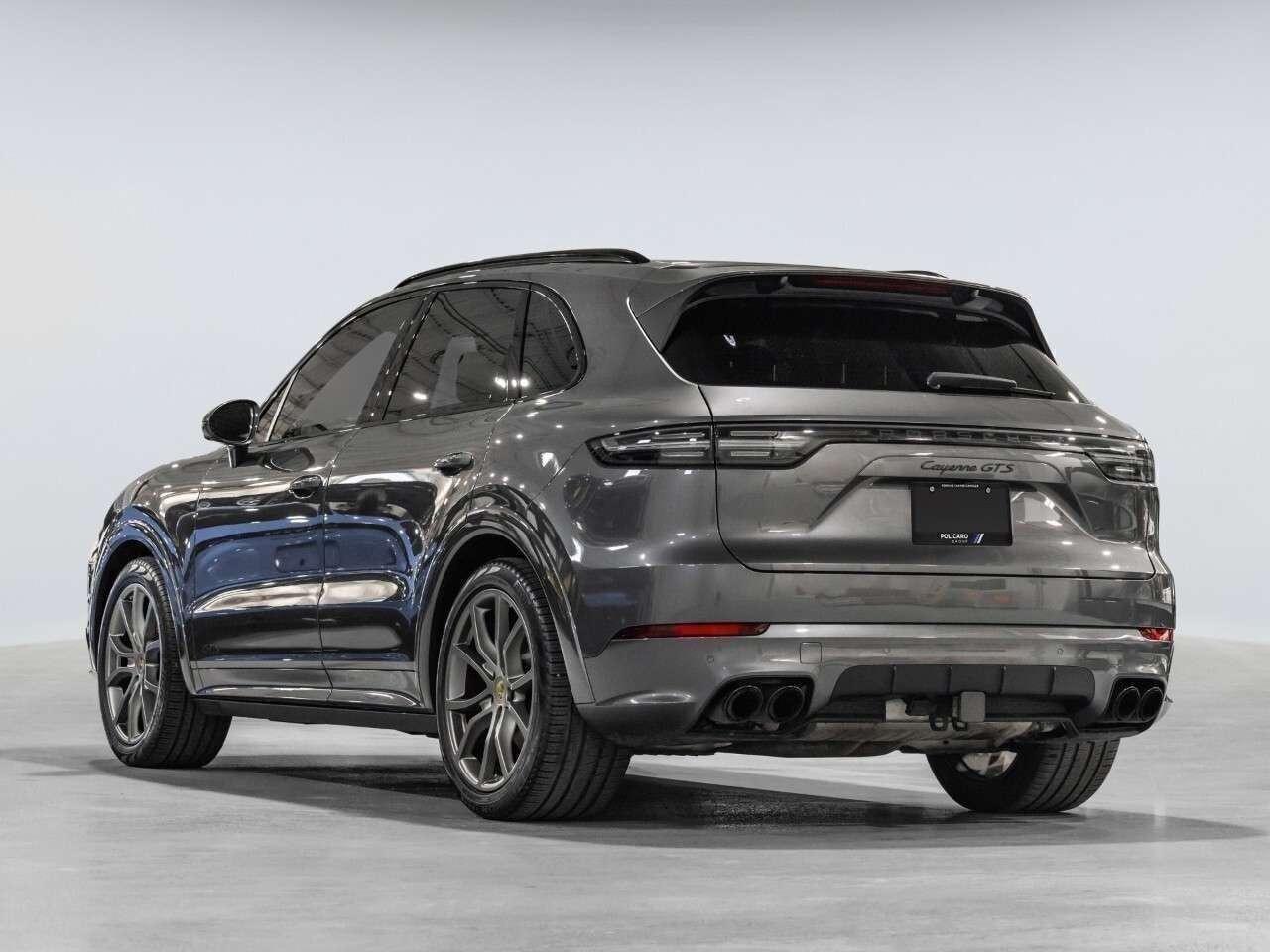 2022 Porsche Cayenne GTS AWD Photo