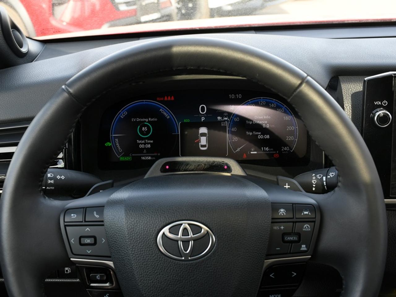 2025 Toyota Camry XSE   Leather   Navi   Roof   Adaptive Cruise   Alloys Photo