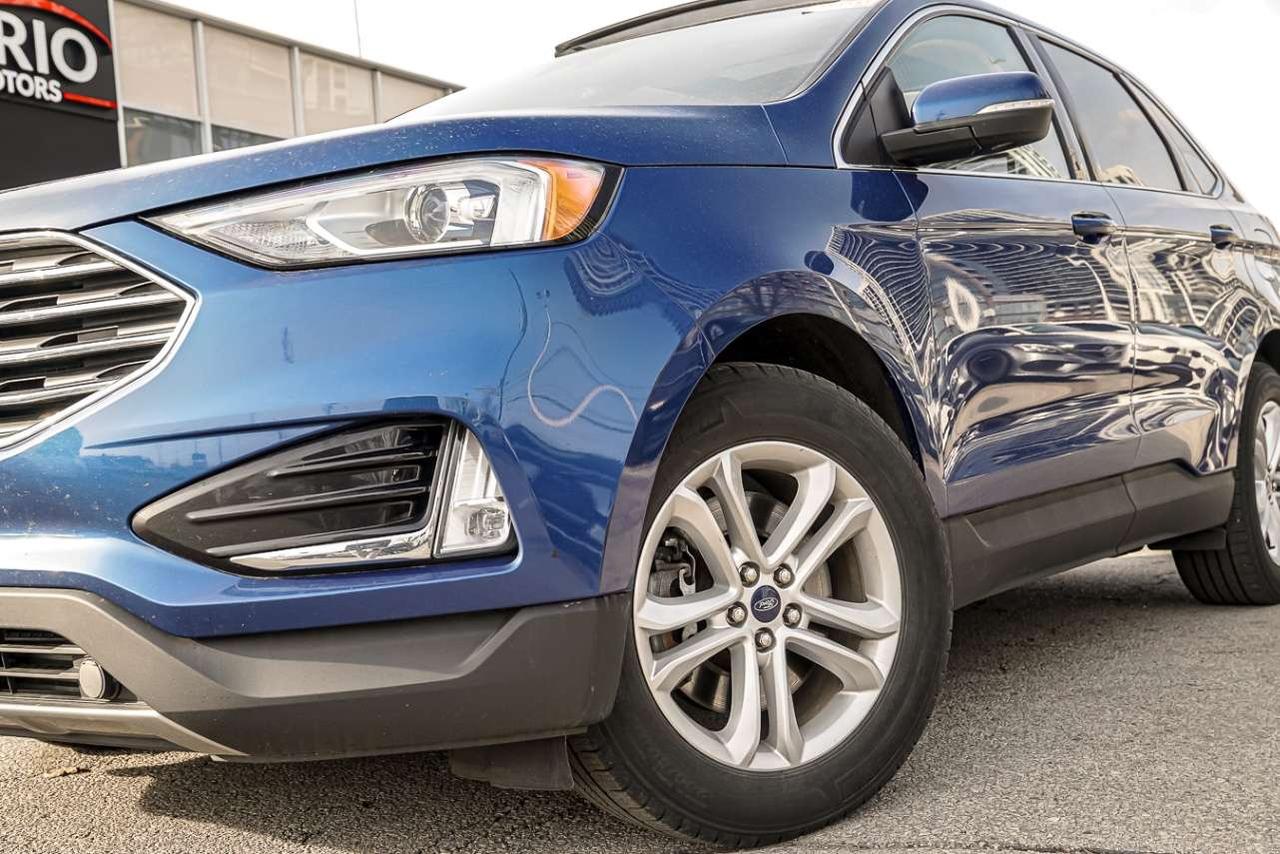 2020 Ford Edge SEL AWD Photo