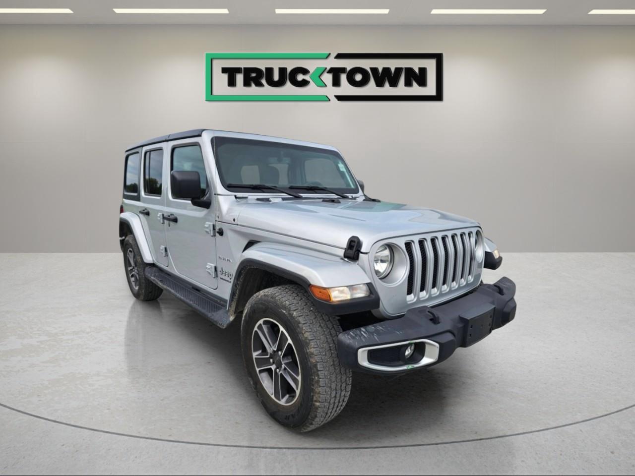 2023 Jeep Wrangler SAHARA 4DR 4X4 Photo