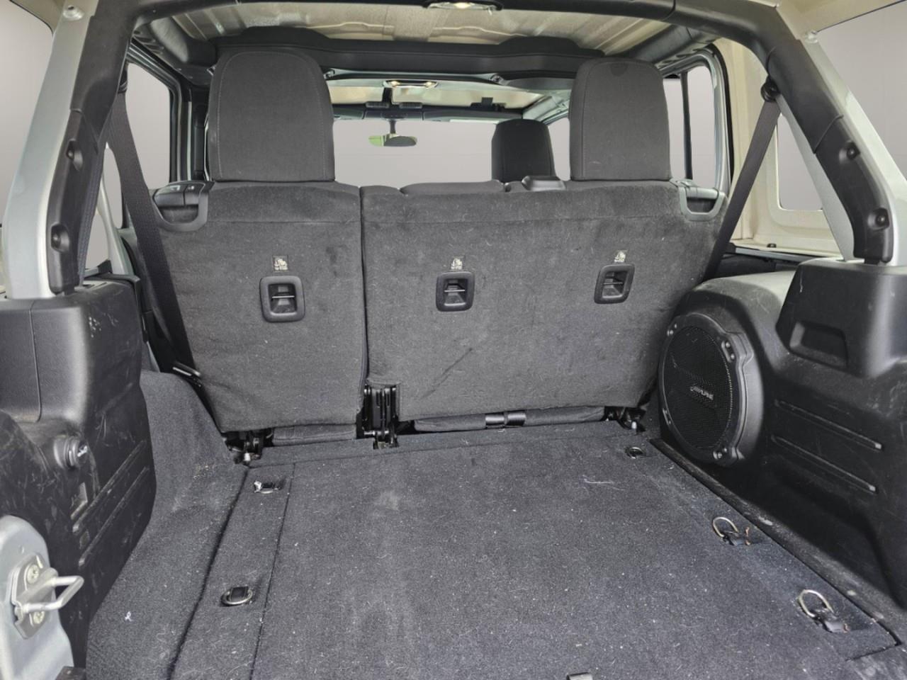2023 Jeep Wrangler SAHARA 4DR 4X4 Photo