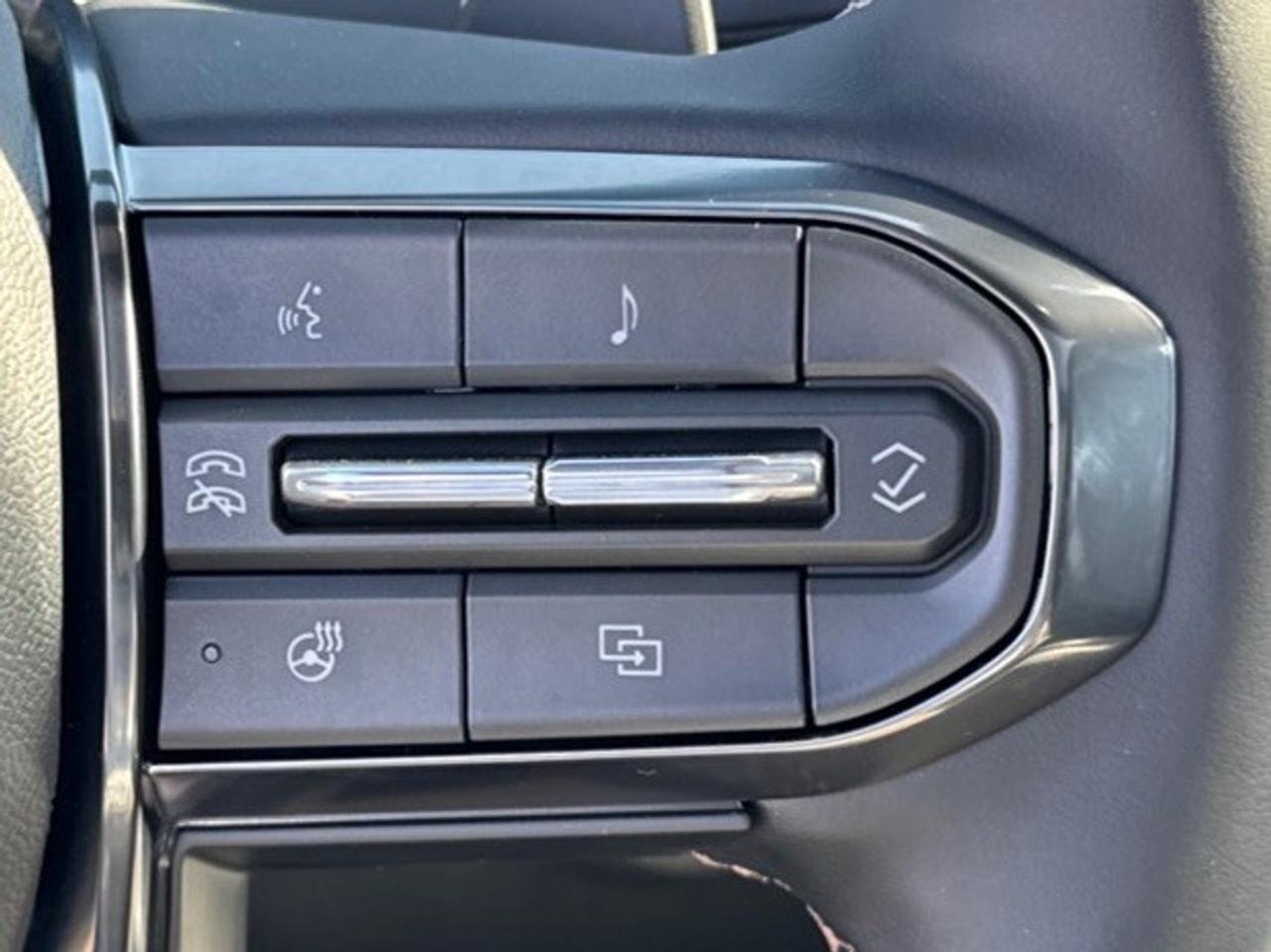 2027 GMC Terrain AWD AT4 Photo