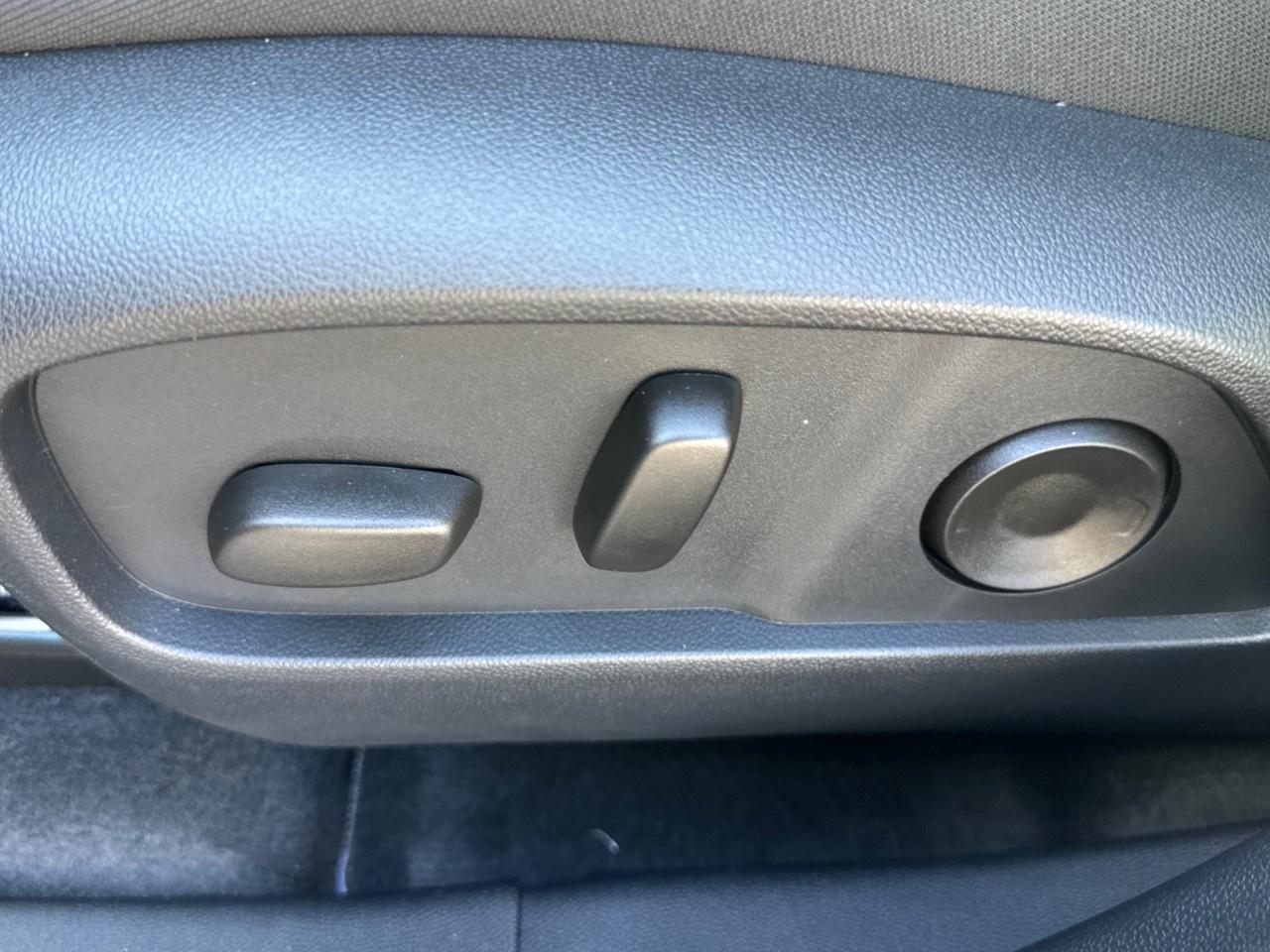 2027 GMC Terrain AWD AT4 Photo