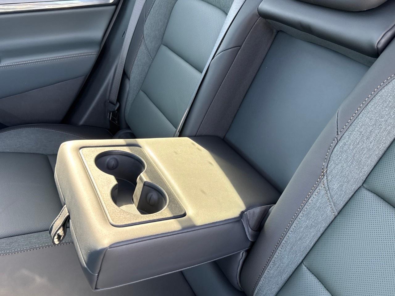 2027 GMC Terrain AWD AT4 Photo