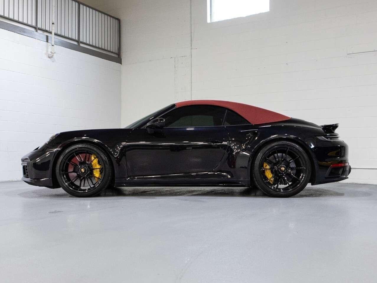 2021 Porsche 911 Turbo S Cabriolet Photo
