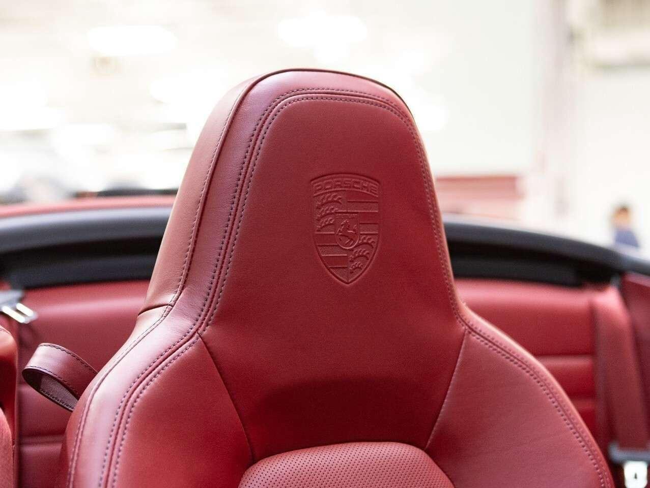 2021 Porsche 911 Turbo S Cabriolet Photo