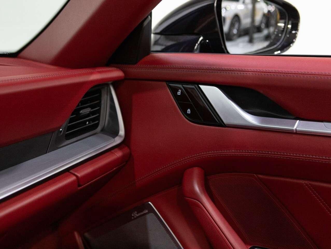 2021 Porsche 911 Turbo S Cabriolet Photo