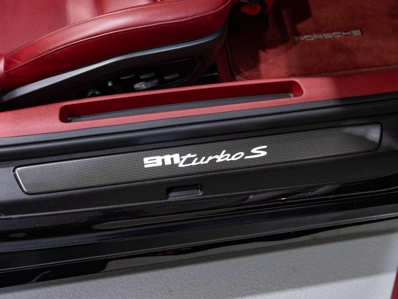2021 Porsche 911 Turbo S Cabriolet Photo