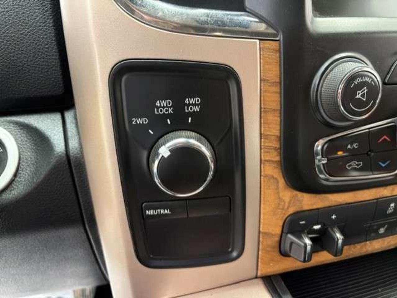 2015 RAM 2500 Longhorn 4WD **CUMMINS DIESEL-LEATHER-CAMERA** Photo