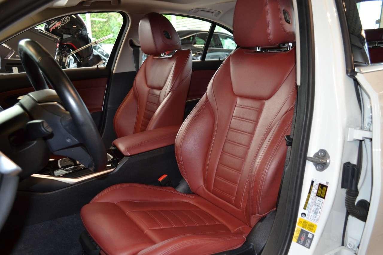 2022 BMW 3 Series 330e Plug-In Hybrid Photo