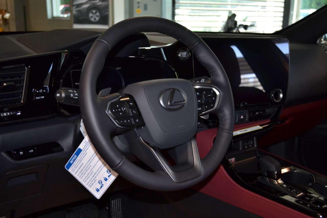 2026 Lexus NX 350 ULTRA LUXURY Photo