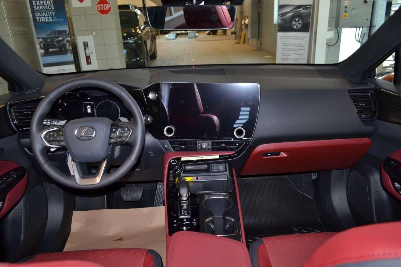 2026 Lexus NX 350 ULTRA LUXURY Photo2