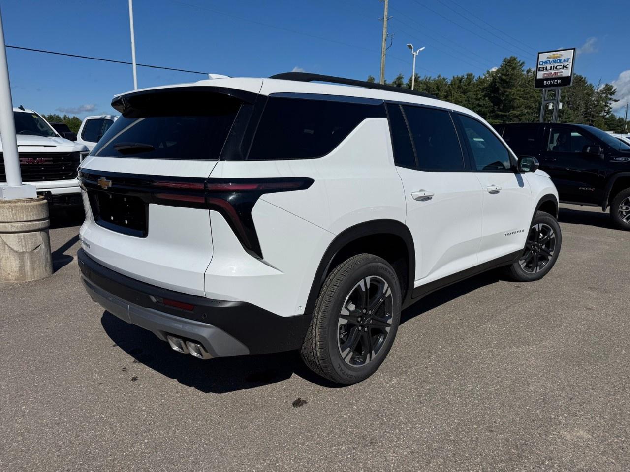 2027 Chevrolet Traverse AWD 4dr LT Photo