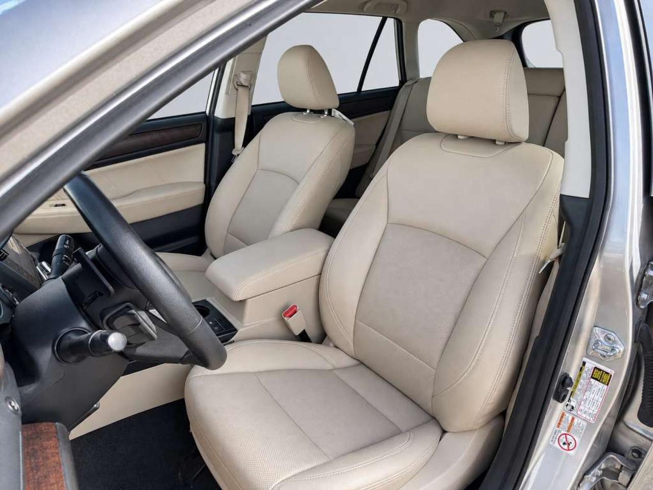 2019 Subaru Outback 3.6R LIMITED AWD / LEATHER / NAVI / SUNROOF / EYESIGHT / HEATED SEATS / BLIND SPOT Photo