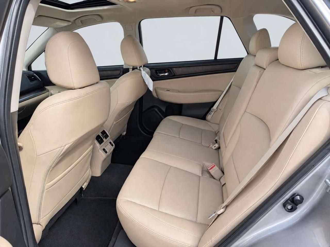 2019 Subaru Outback 3.6R LIMITED AWD / LEATHER / NAVI / SUNROOF / EYESIGHT / HEATED SEATS / BLIND SPOT Photo