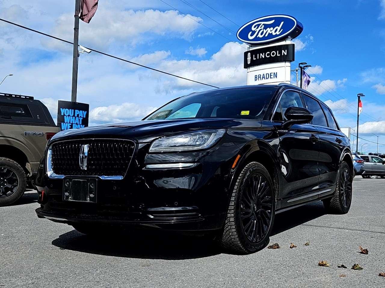 2022 Lincoln Corsair RESERVE   INFINITE BLACK PKG   MOONROOF   AWD Photo