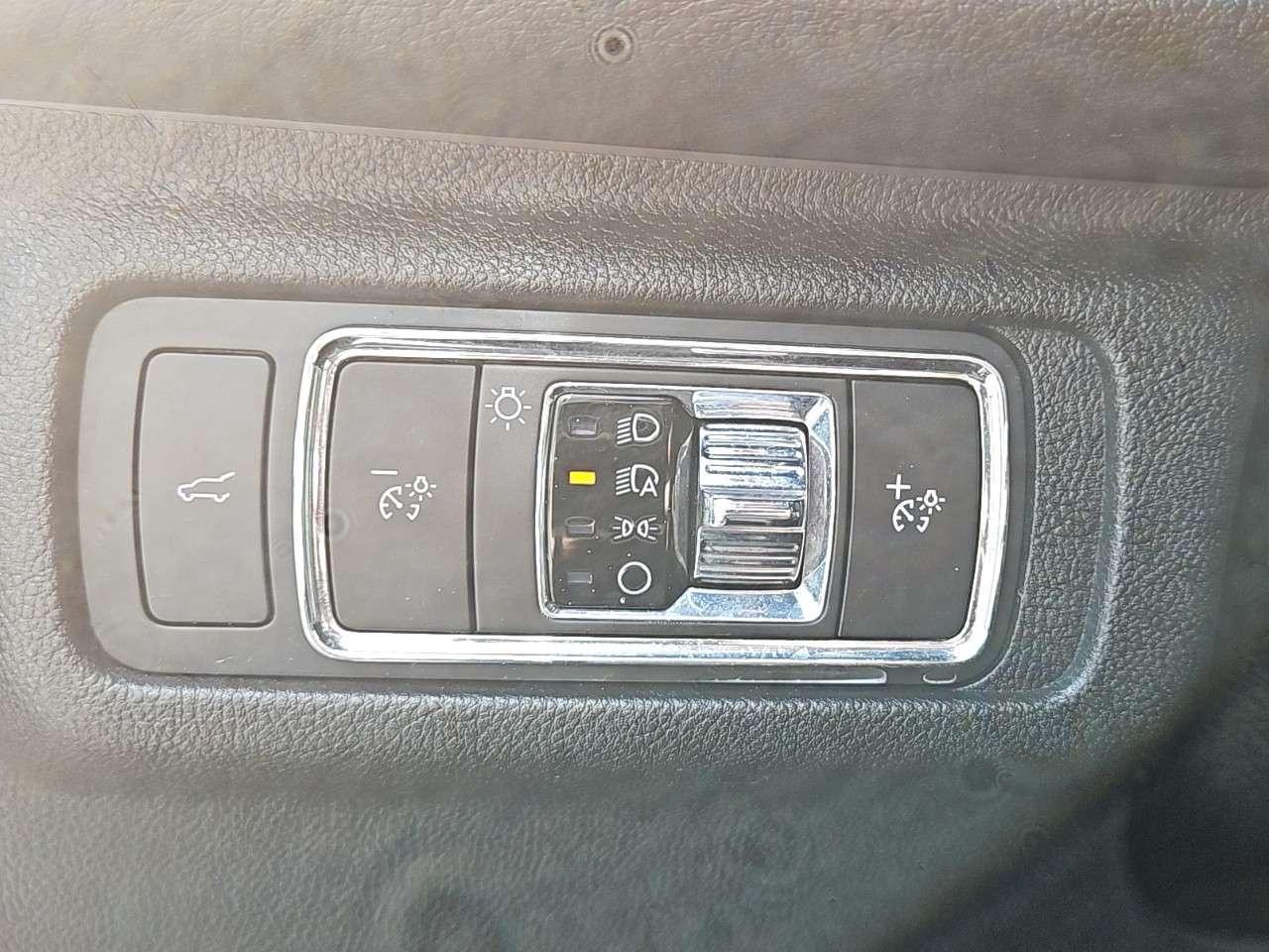 2022 Lincoln Corsair RESERVE   INFINITE BLACK PKG   MOONROOF   AWD Photo